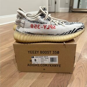 Yeezy Boost 350 V2 “zebra” size 8